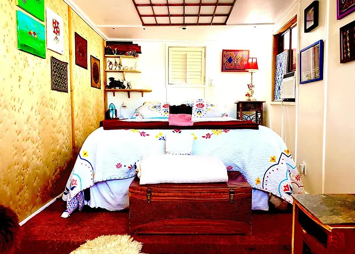 Camp Tiny House *